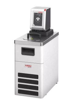 Охлаждающий нагревающий термостат Julabo Corio CD-300F